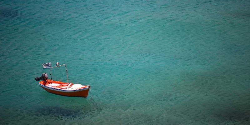 青岛企业员工关怀礼品定制：创意设计与个性化需求如何提升福利满意度