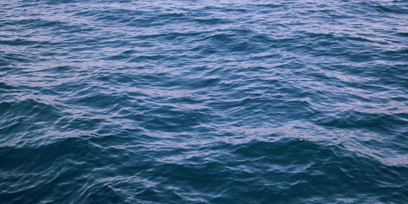 青岛啤酒节主题礼品定制指南：品德礼品供应商与个性化创意设计推荐