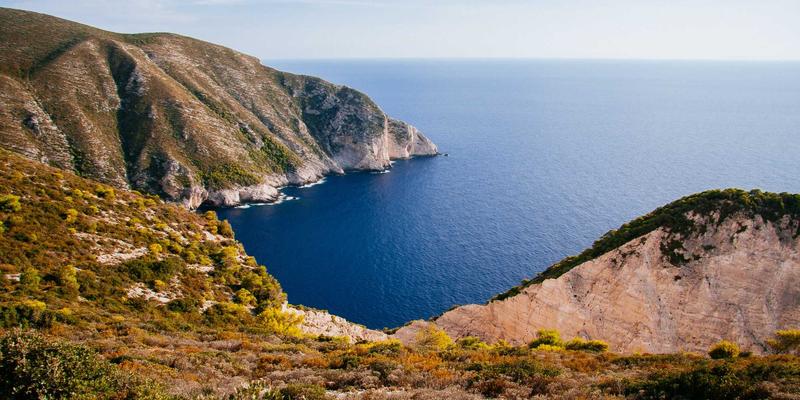 青岛婚庆喜糖伴手礼定制新风尚：创意设计与商务礼赠的完美融合