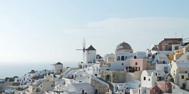 青岛旅游景区文创礼品定制开发策略：从景点IP到爆款商品的转化路径