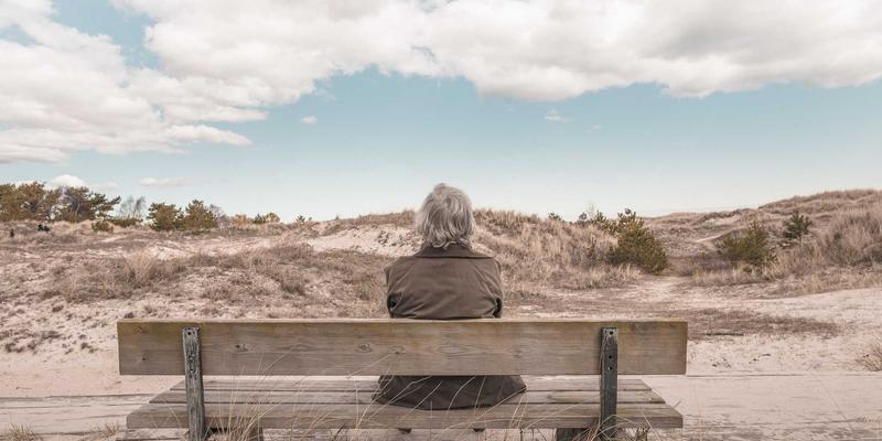 青岛礼品定制87:创意设计赋能企业个性化礼品战略