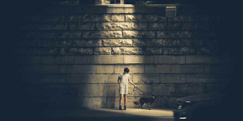 青岛礼品定制新思路：如何打造兼具文化深度与收藏价值的旅游文创纪念品